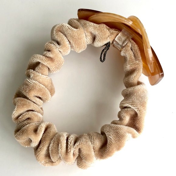 Rhinestone Embellished Acrylic Scrunchie - Picture 5 of 14